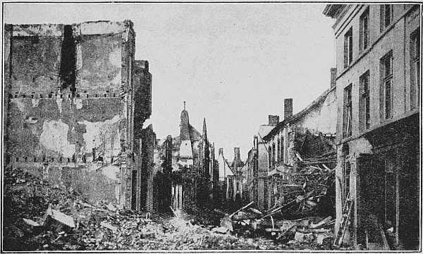 (Newspaper Illustrations)
THE "KIEKENSTRAAT" (CHICKEN STREET) AFTER THE FIRST DAYS OF THE BOMBARDMENT